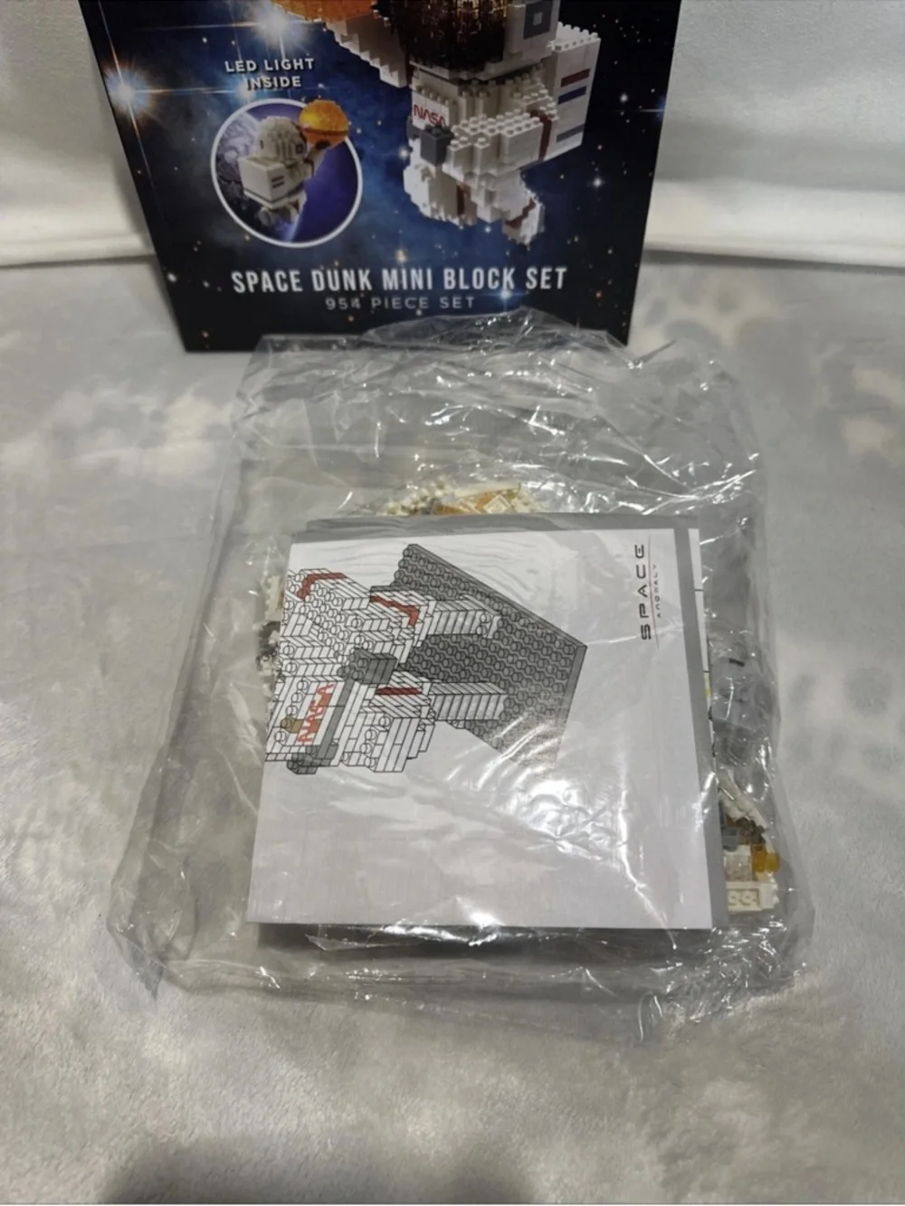 Toyzon NASA Space Anomaly Space Dunk Mini Block Set Led Light Kit 954 Pieces